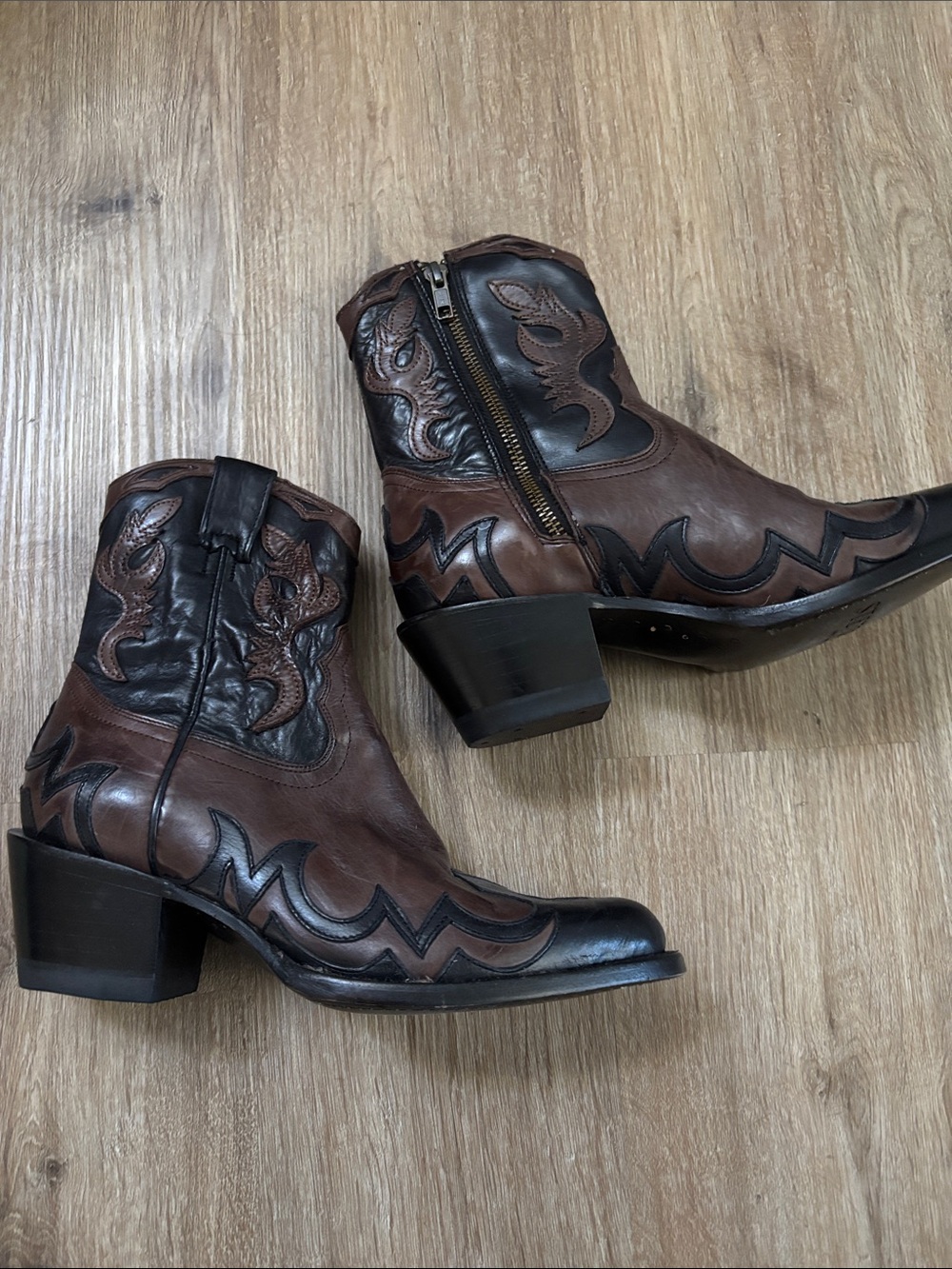 Stetson  Men's Brown and Black Western Ankle Boots